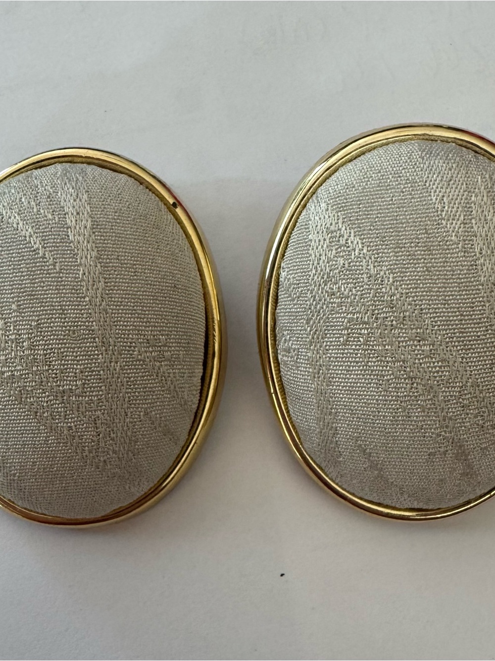 Laura Gayle gold tone white fabric clip on earrings